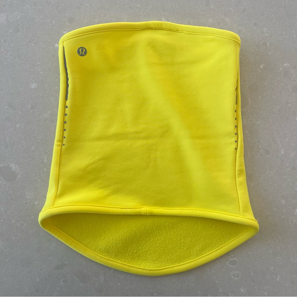 Lululemon • Beanie & Neck Warmer - Picture 4 of 5